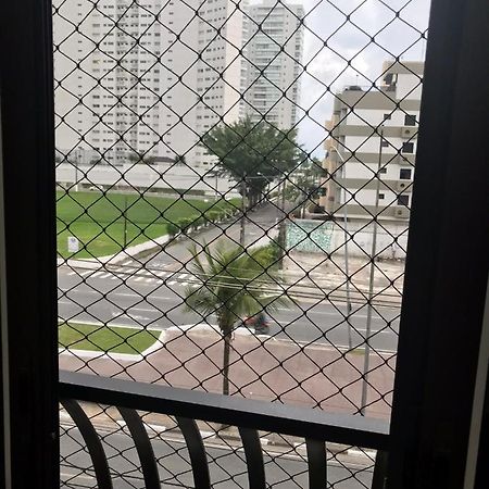 Apartamento Enseada Гуаружа Екстер'єр фото